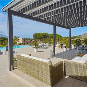 5 bedroom villa with infinity pool, Castellammare del Golfo, sleeps 9